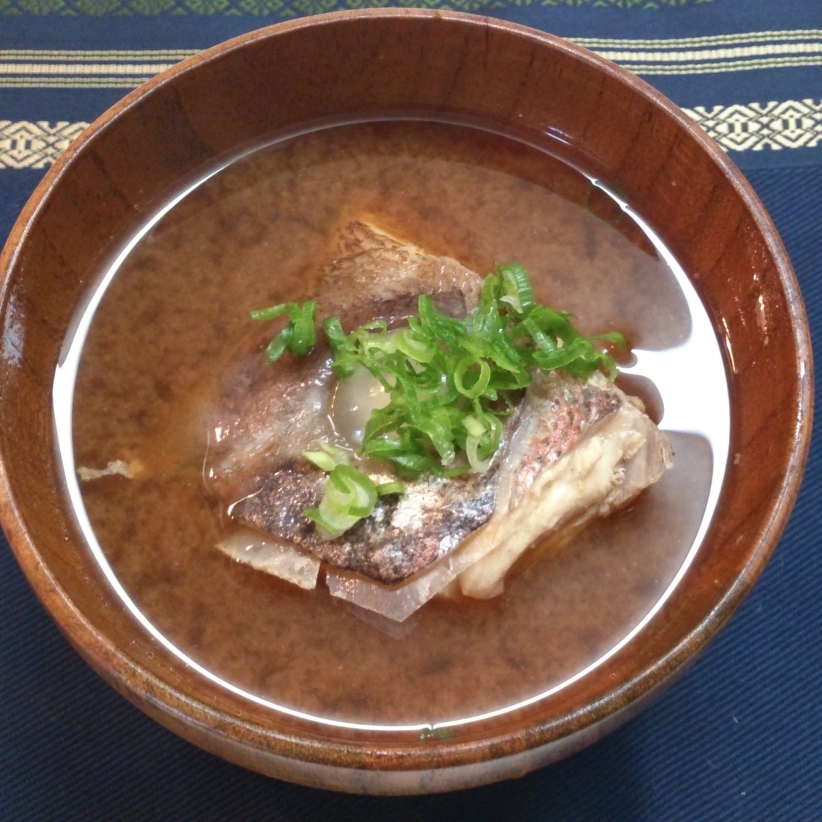 うま味がたっぷりの 鯛の赤だし レシピ 作り方 By 楽天出店店舗 クッキングクロッカ楽天市場店 楽天レシピ うま味がたっぷりの 鯛の赤だし レシピ 作り方 By 楽天出店店舗 クッキングクロッカ楽天市場店 楽天レシピ